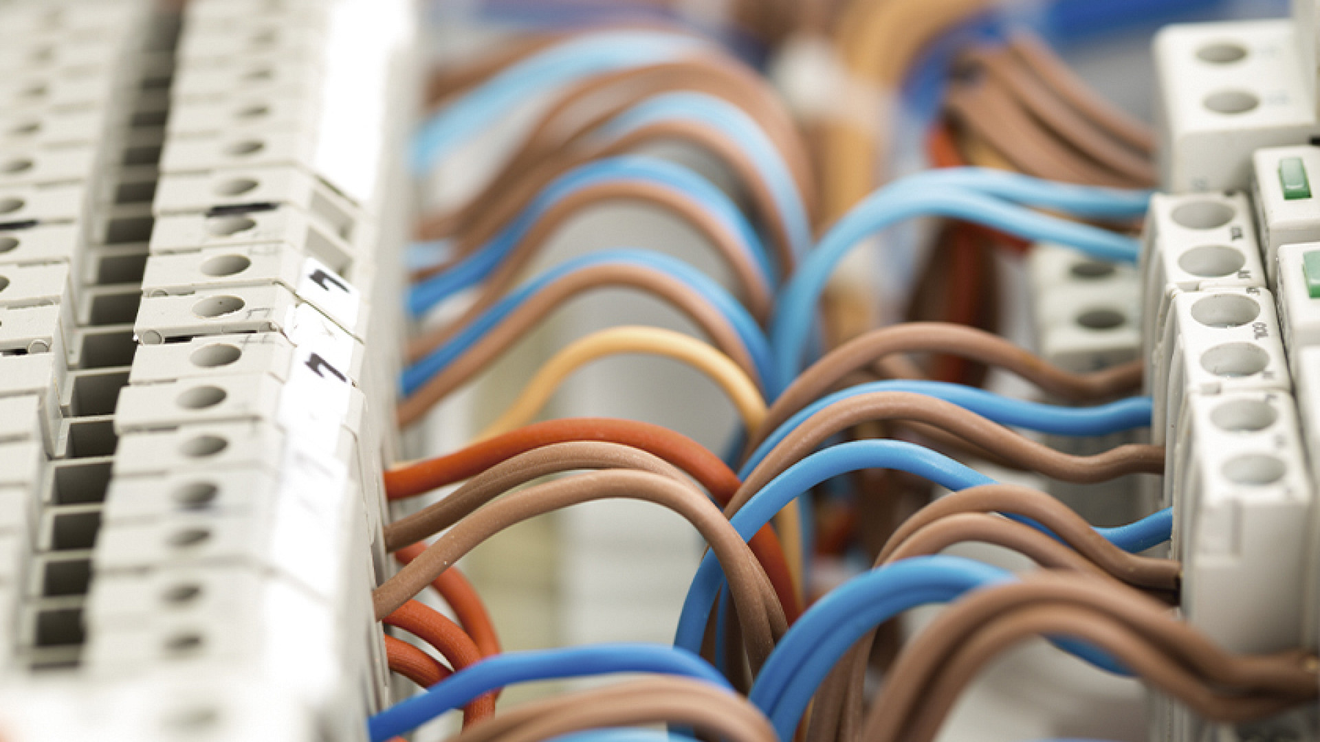 Equipamiento Eléctrico de Confianza